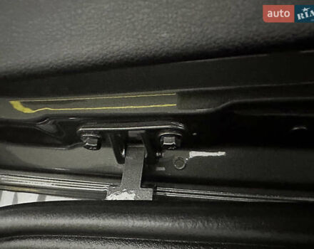 Серый Фольксваген Туарег, объемом двигателя 3 л и пробегом 141 тыс. км за 57999 $, фото 51 на Automoto.ua