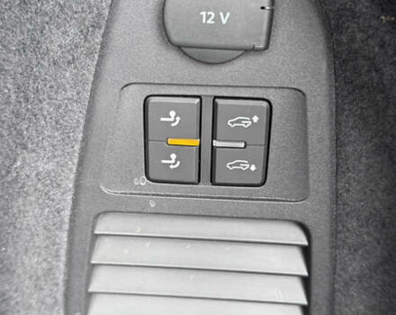 Серый Фольксваген Туарег, объемом двигателя 2.97 л и пробегом 172 тыс. км за 65000 $, фото 27 на Automoto.ua