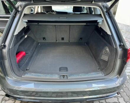 Сірий Фольксваген Туарег, об'ємом двигуна 3 л та пробігом 15 тис. км за 30000 $, фото 11 на Automoto.ua