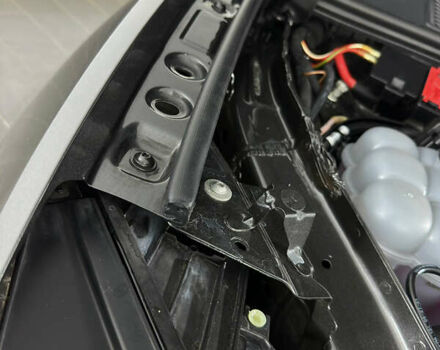 Серый Фольксваген Туарег, объемом двигателя 3 л и пробегом 141 тыс. км за 58999 $, фото 102 на Automoto.ua