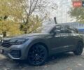 Серый Фольксваген Туарег, объемом двигателя 3 л и пробегом 97 тыс. км за 58999 $, фото 9 на Automoto.ua