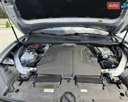 Серый Фольксваген Туарег, объемом двигателя 2.97 л и пробегом 118 тыс. км за 57900 $, фото 48 на Automoto.ua