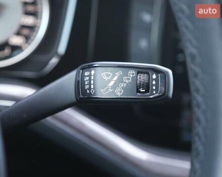 Серый Фольксваген Туарег, объемом двигателя 2.97 л и пробегом 50 тыс. км за 60500 $, фото 35 на Automoto.ua