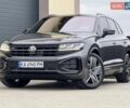 Серый Фольксваген Туарег, объемом двигателя 2.97 л и пробегом 68 тыс. км за 75900 $, фото 39 на Automoto.ua