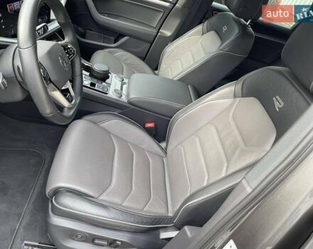 Сірий Фольксваген Туарег, об'ємом двигуна 2.97 л та пробігом 41 тис. км за 71990 $, фото 19 на Automoto.ua