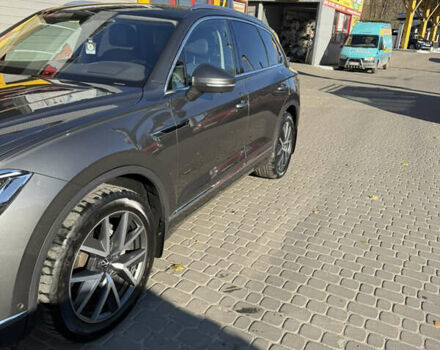 Сірий Фольксваген Туарег, об'ємом двигуна 2.97 л та пробігом 66 тис. км за 66800 $, фото 6 на Automoto.ua