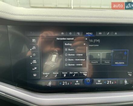 Сірий Фольксваген Туарег, об'ємом двигуна 2.97 л та пробігом 41 тис. км за 71990 $, фото 24 на Automoto.ua