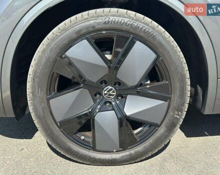 Серый Фольксваген Туарег, объемом двигателя 2.99 л и пробегом 13 тыс. км за 82000 $, фото 15 на Automoto.ua