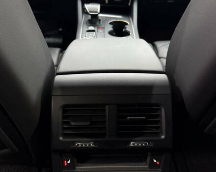 Серый Фольксваген Туарег, объемом двигателя 2.97 л и пробегом 62 тыс. км за 59800 $, фото 20 на Automoto.ua