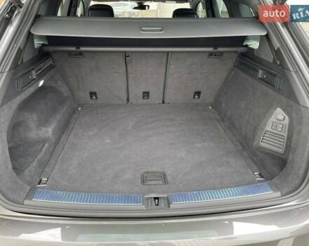 Сірий Фольксваген Туарег, об'ємом двигуна 2.97 л та пробігом 41 тис. км за 71990 $, фото 11 на Automoto.ua