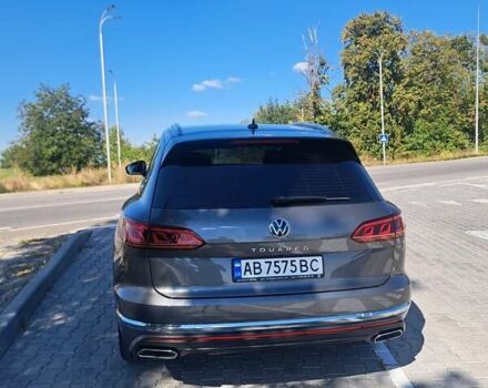 Серый Фольксваген Туарег, объемом двигателя 2.97 л и пробегом 81 тыс. км за 67500 $, фото 30 на Automoto.ua