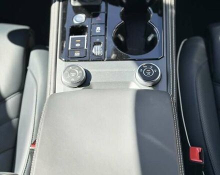 Серый Фольксваген Туарег, объемом двигателя 2.99 л и пробегом 13 тыс. км за 82000 $, фото 37 на Automoto.ua