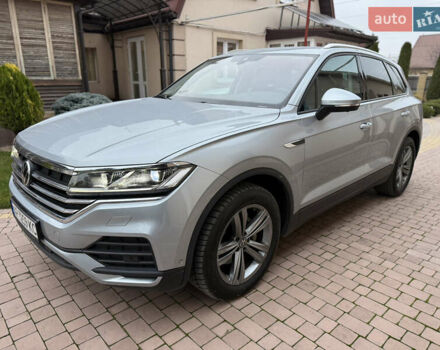 Серый Фольксваген Туарег, объемом двигателя 2.97 л и пробегом 62 тыс. км за 59800 $, фото 7 на Automoto.ua