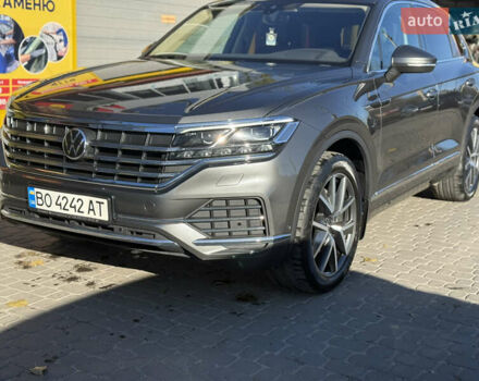 Сірий Фольксваген Туарег, об'ємом двигуна 2.97 л та пробігом 66 тис. км за 66800 $, фото 1 на Automoto.ua