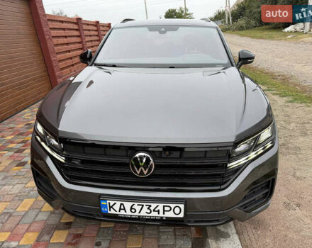 Серый Фольксваген Туарег, объемом двигателя 2.97 л и пробегом 43 тыс. км за 76900 $, фото 9 на Automoto.ua