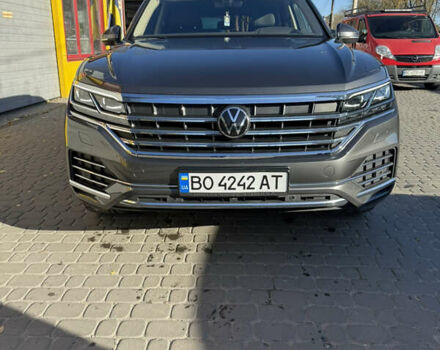 Сірий Фольксваген Туарег, об'ємом двигуна 2.97 л та пробігом 66 тис. км за 66800 $, фото 7 на Automoto.ua