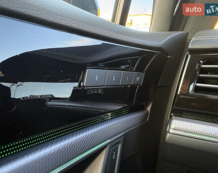 Серый Фольксваген Туарег, объемом двигателя 2.97 л и пробегом 45 тыс. км за 77575 $, фото 27 на Automoto.ua