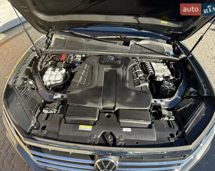 Сірий Фольксваген Туарег, об'ємом двигуна 2.97 л та пробігом 66 тис. км за 66800 $, фото 10 на Automoto.ua