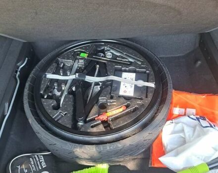 Серый Фольксваген Туарег, объемом двигателя 2.97 л и пробегом 81 тыс. км за 67500 $, фото 29 на Automoto.ua