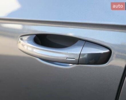 Серый Фольксваген Туарег, объемом двигателя 2.97 л и пробегом 50 тыс. км за 60500 $, фото 36 на Automoto.ua