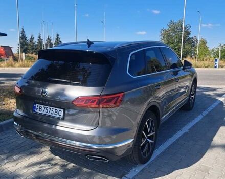 Серый Фольксваген Туарег, объемом двигателя 2.97 л и пробегом 81 тыс. км за 67500 $, фото 11 на Automoto.ua