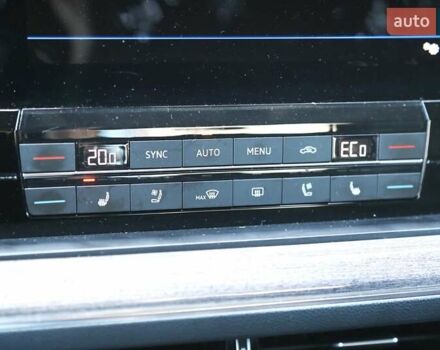 Серый Фольксваген Туарег, объемом двигателя 2.97 л и пробегом 50 тыс. км за 60500 $, фото 21 на Automoto.ua