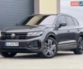 Серый Фольксваген Туарег, объемом двигателя 2.97 л и пробегом 68 тыс. км за 75900 $, фото 44 на Automoto.ua