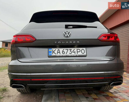 Серый Фольксваген Туарег, объемом двигателя 2.97 л и пробегом 43 тыс. км за 76900 $, фото 14 на Automoto.ua