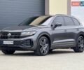 Серый Фольксваген Туарег, объемом двигателя 2.97 л и пробегом 68 тыс. км за 75900 $, фото 47 на Automoto.ua