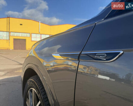 Серый Фольксваген Туарег, объемом двигателя 2.97 л и пробегом 45 тыс. км за 77575 $, фото 11 на Automoto.ua