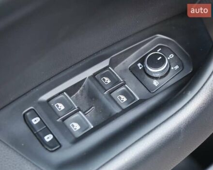 Серый Фольксваген Туарег, объемом двигателя 2.97 л и пробегом 50 тыс. км за 60500 $, фото 28 на Automoto.ua