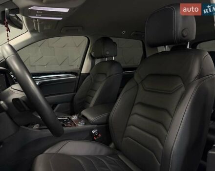 Сірий Фольксваген Туарег, об'ємом двигуна 2.97 л та пробігом 79 тис. км за 59900 $, фото 39 на Automoto.ua