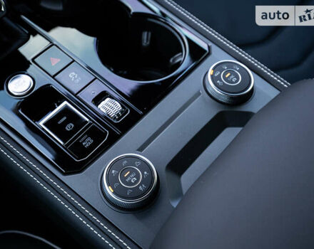 Серый Фольксваген Туарег, объемом двигателя 2.97 л и пробегом 29 тыс. км за 81450 $, фото 57 на Automoto.ua