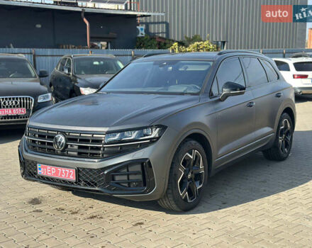 Серый Фольксваген Туарег, объемом двигателя 2.97 л и пробегом 31 тыс. км за 80000 $, фото 11 на Automoto.ua