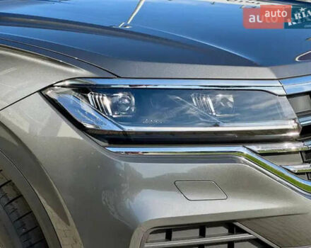 Серый Фольксваген Туарег, объемом двигателя 2.99 л и пробегом 11 тыс. км за 67500 $, фото 11 на Automoto.ua