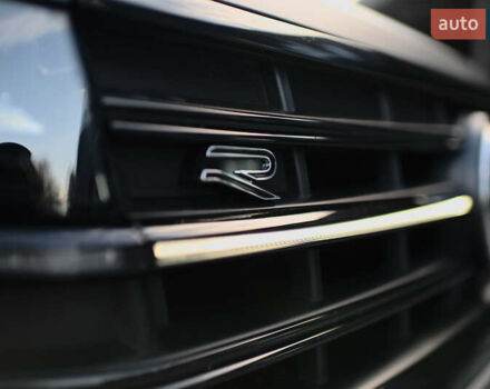 Серый Фольксваген Туарег, объемом двигателя 2.97 л и пробегом 32 тыс. км за 81000 $, фото 28 на Automoto.ua