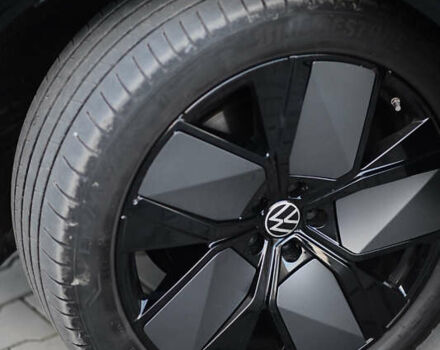 Серый Фольксваген Туарег, объемом двигателя 2.97 л и пробегом 32 тыс. км за 81000 $, фото 26 на Automoto.ua