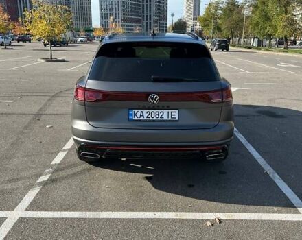 Серый Фольксваген Туарег, объемом двигателя 2.97 л и пробегом 25 тыс. км за 84000 $, фото 2 на Automoto.ua