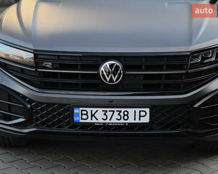 Серый Фольксваген Туарег, объемом двигателя 2.97 л и пробегом 32 тыс. км за 81000 $, фото 7 на Automoto.ua