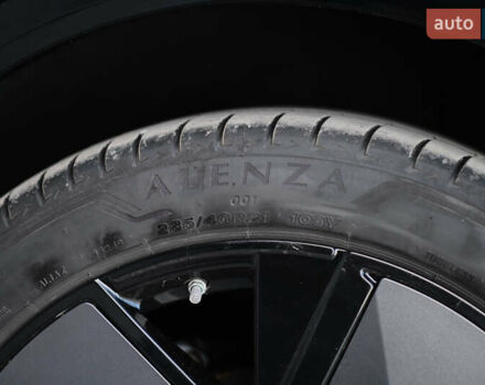 Серый Фольксваген Туарег, объемом двигателя 2.97 л и пробегом 32 тыс. км за 81000 $, фото 24 на Automoto.ua