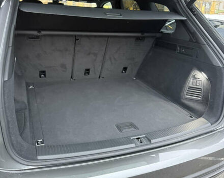 Серый Фольксваген Туарег, объемом двигателя 2.97 л и пробегом 19 тыс. км за 64999 $, фото 12 на Automoto.ua