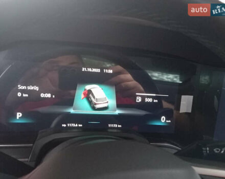 Серый Фольксваген Туарег, объемом двигателя 2.99 л и пробегом 11 тыс. км за 67500 $, фото 2 на Automoto.ua