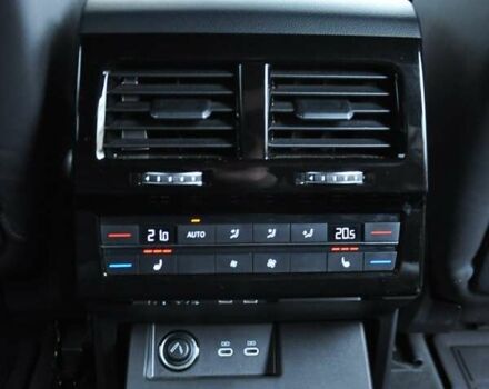 Сірий Фольксваген Туарег, об'ємом двигуна 2.97 л та пробігом 29 тис. км за 78000 $, фото 22 на Automoto.ua