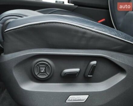 Сірий Фольксваген Туарег, об'ємом двигуна 2.97 л та пробігом 29 тис. км за 78000 $, фото 29 на Automoto.ua