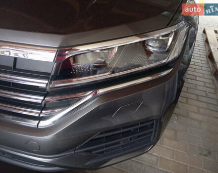 Серый Фольксваген Туарег, объемом двигателя 2.99 л и пробегом 11 тыс. км за 67500 $, фото 18 на Automoto.ua
