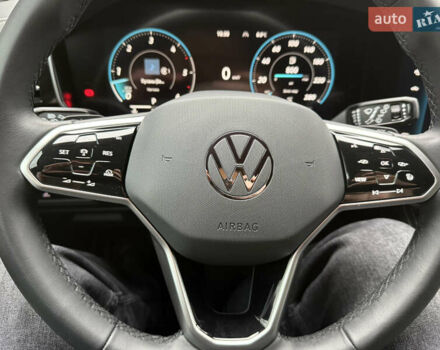 Серый Фольксваген Туарег, объемом двигателя 2.97 л и пробегом 20 тыс. км за 65000 $, фото 13 на Automoto.ua