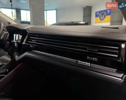 Сірий Фольксваген Туарег, об'ємом двигуна 2.97 л та пробігом 79 тис. км за 59900 $, фото 48 на Automoto.ua