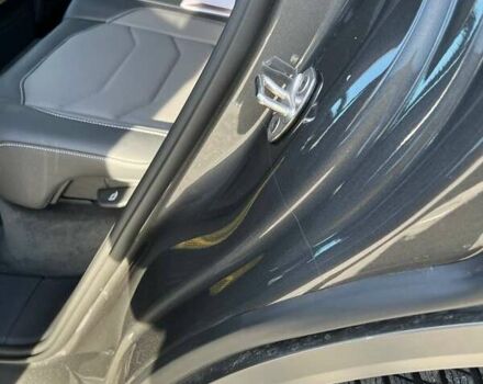 Серый Фольксваген Туарег, объемом двигателя 2.97 л и пробегом 25 тыс. км за 84000 $, фото 10 на Automoto.ua