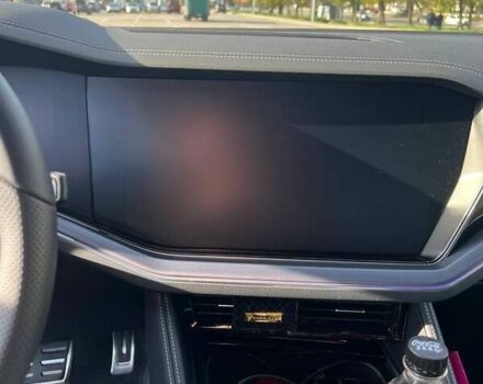 Серый Фольксваген Туарег, объемом двигателя 2.97 л и пробегом 25 тыс. км за 84000 $, фото 13 на Automoto.ua