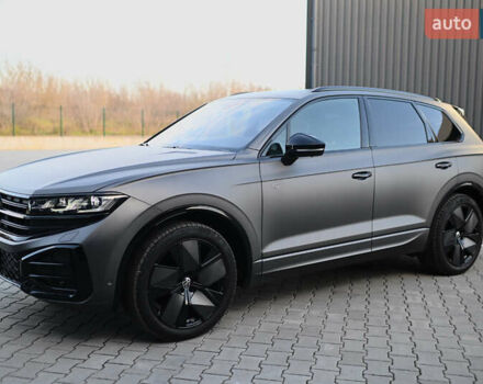 Серый Фольксваген Туарег, объемом двигателя 2.97 л и пробегом 32 тыс. км за 81000 $, фото 20 на Automoto.ua